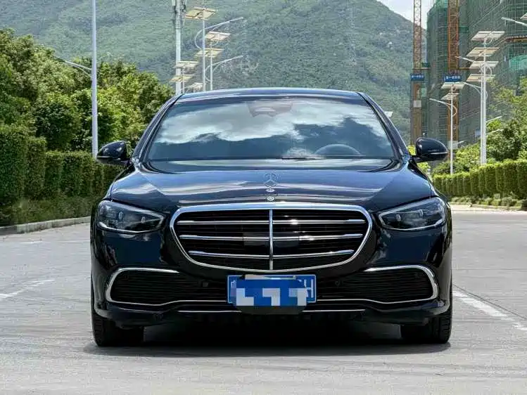 Mercedes-Benz S-Class 2022