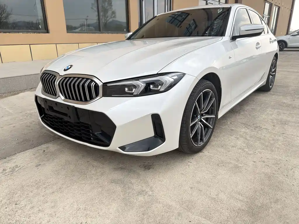 BMW 3 Series 2023