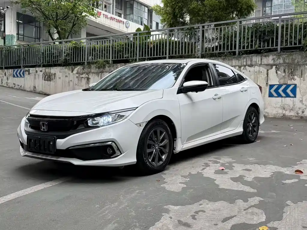 Honda Civic 2020 — фото 1