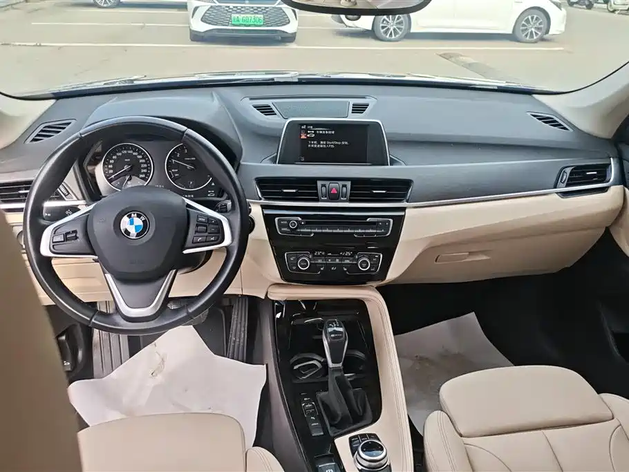 BMW X1 New Energy 2018 — фото 12
