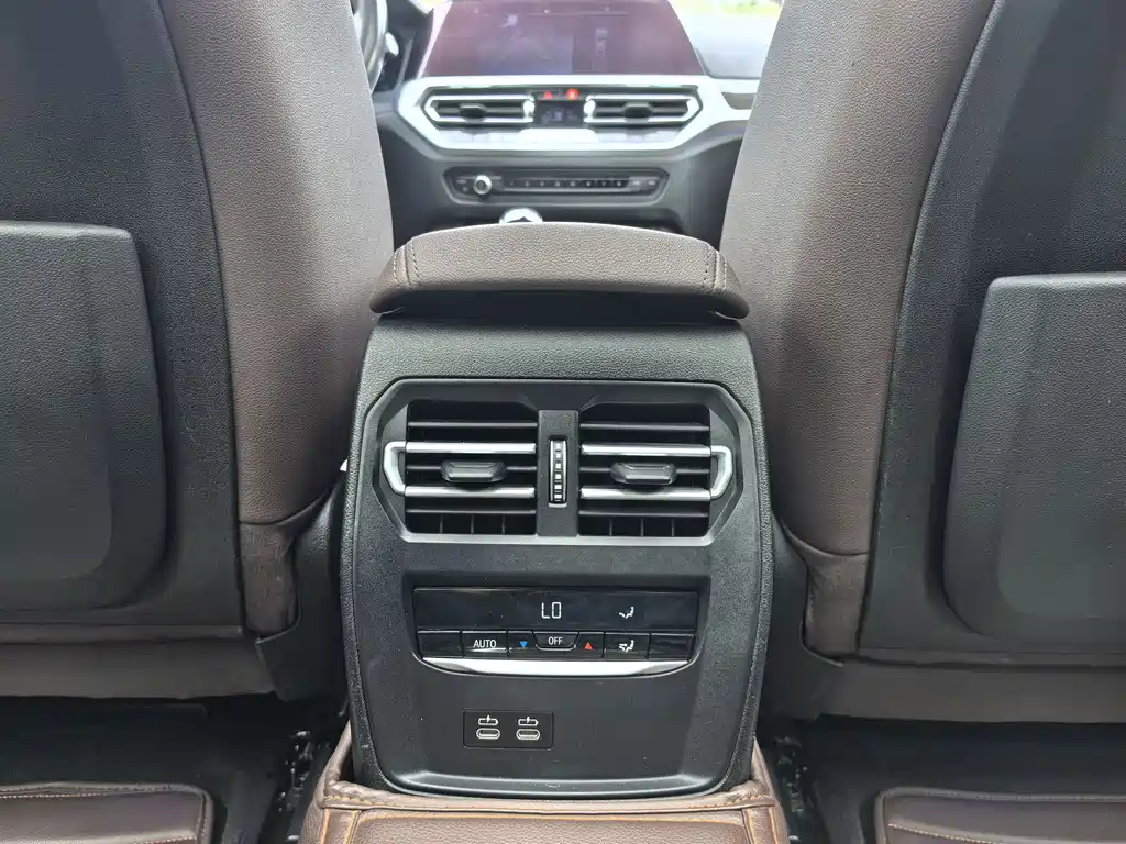 BMW 3 Series 2020 — фото 15
