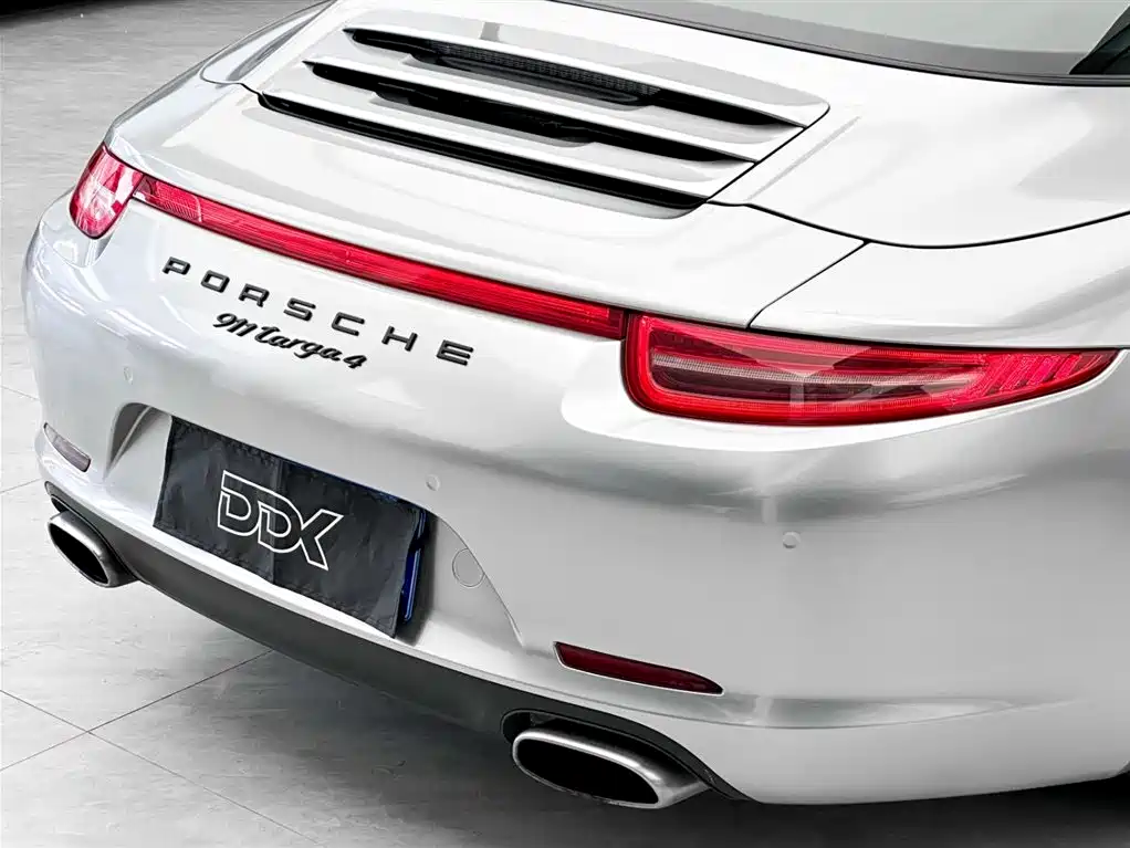 Porsche 911 2015 — фото 6