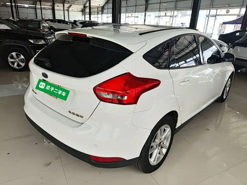 Ford Focus 2016 — фото 7