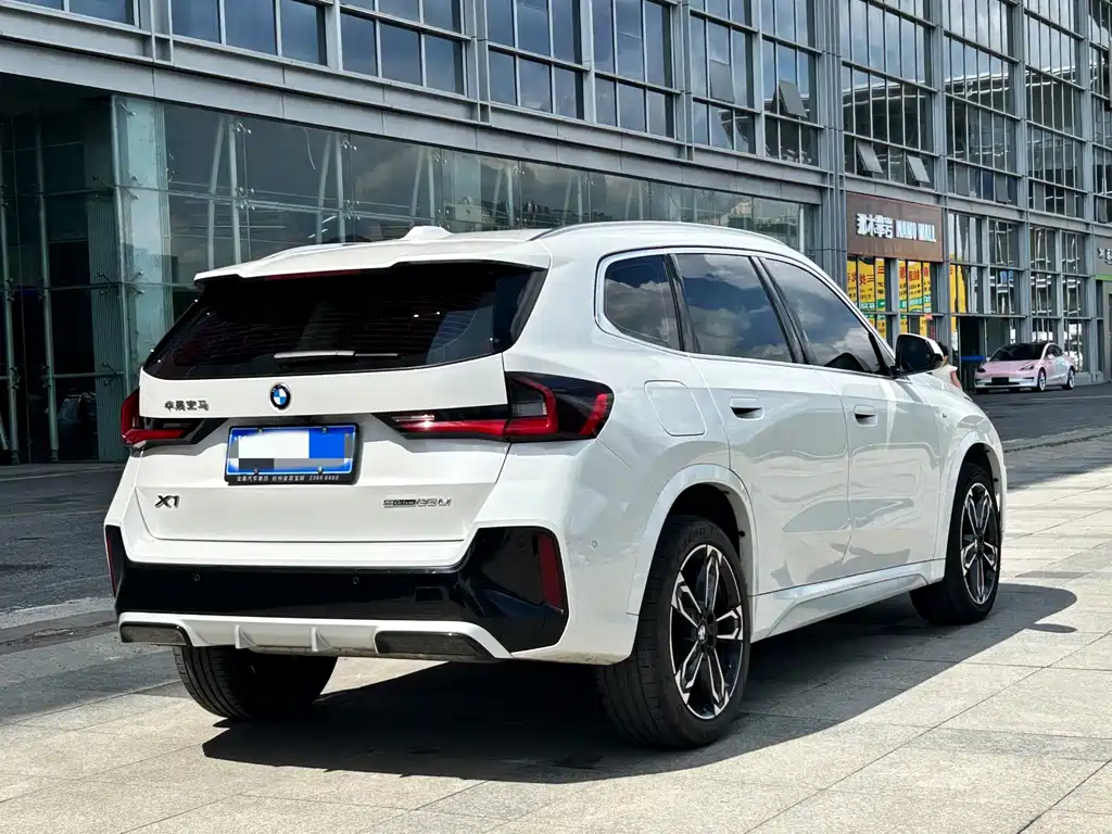 BMW X1 2023