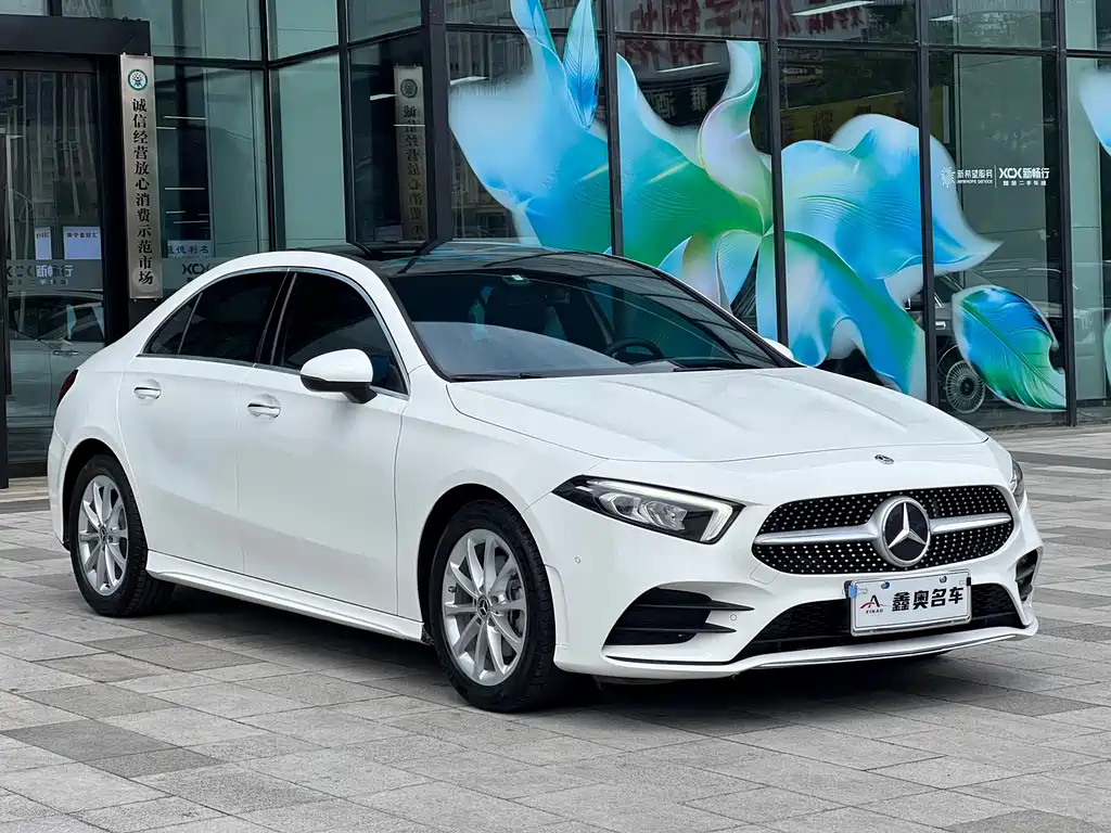 Mercedes-Benz A-Class 2020 — фото 3