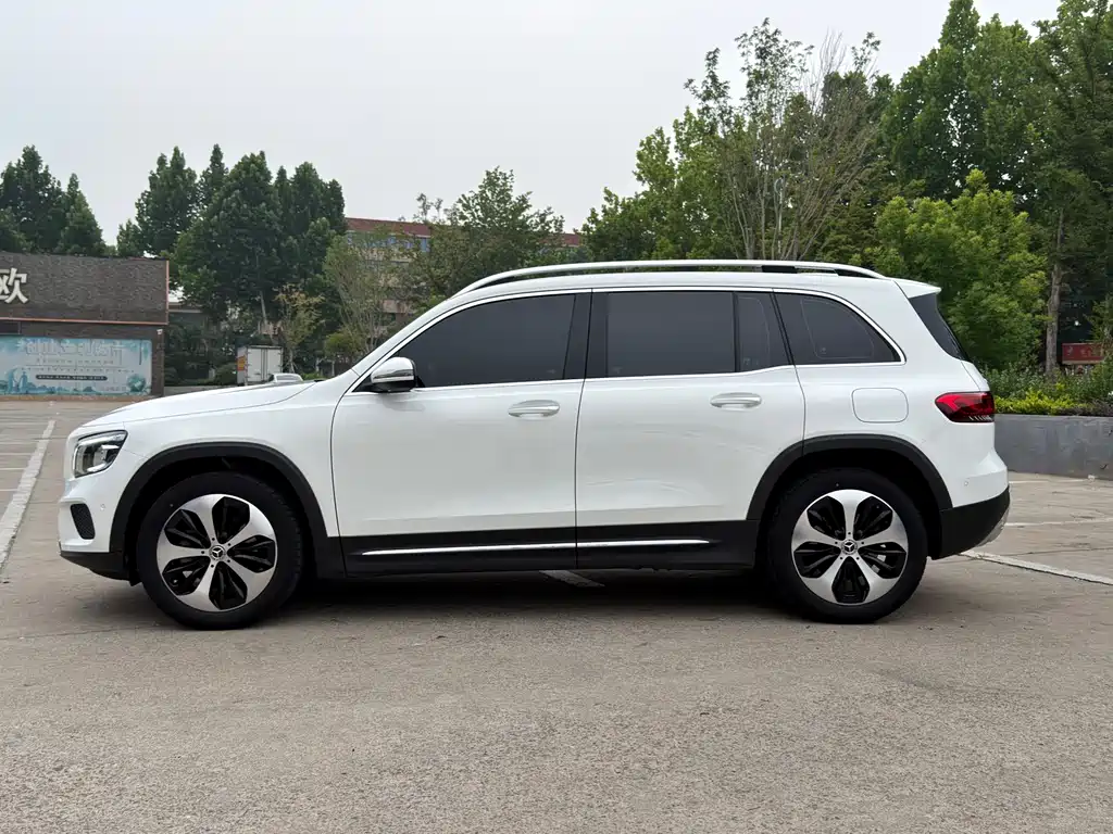 Mercedes-Benz GLB 2022