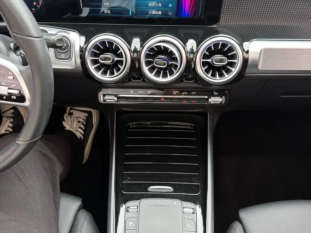 Mercedes-Benz GLB 2022 — фото 15