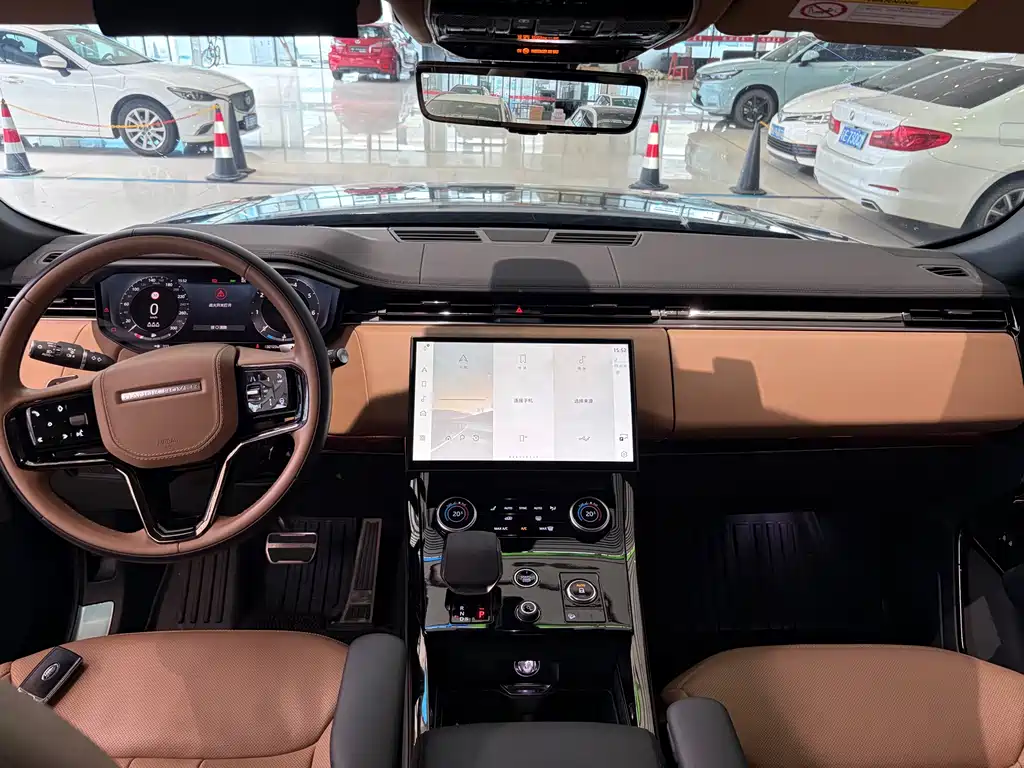 Land Rover Sport 2023 — фото 4