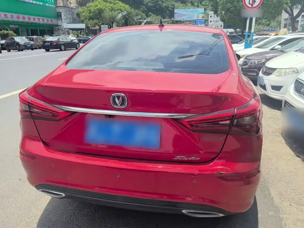 Changan Eado 2019 — фото 6