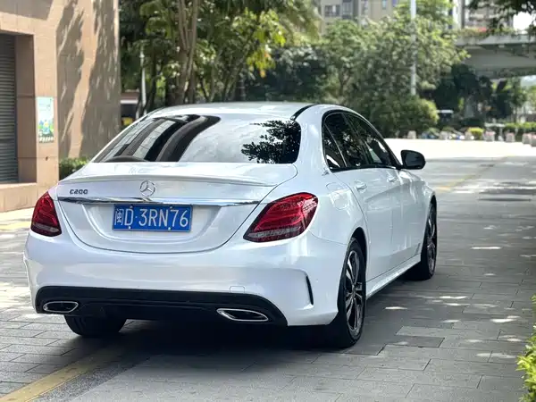 Mercedes-Benz C-Class 2018