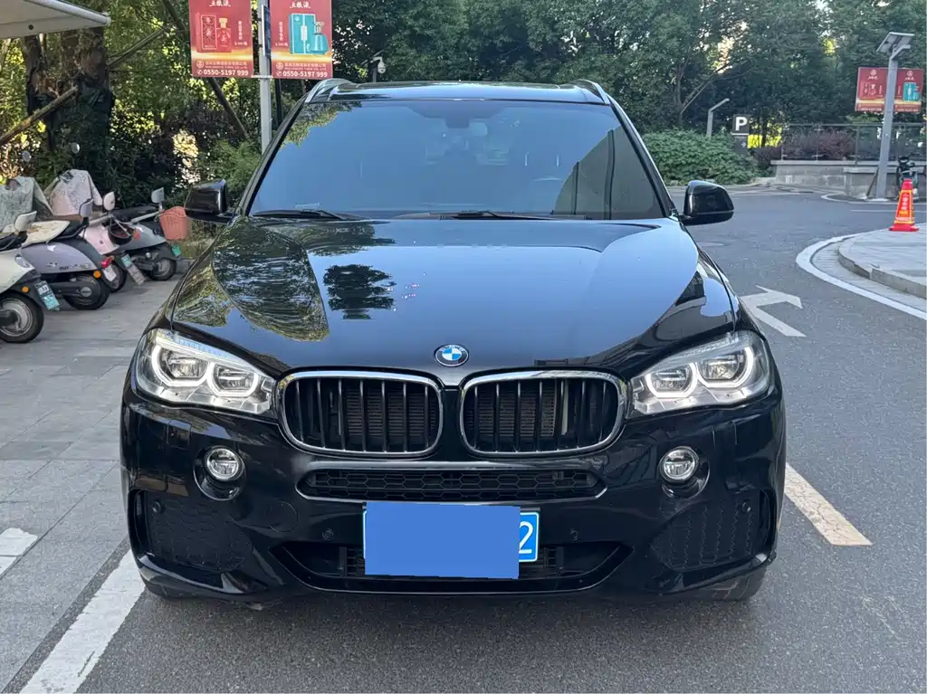 BMW X5 2018 — фото 2