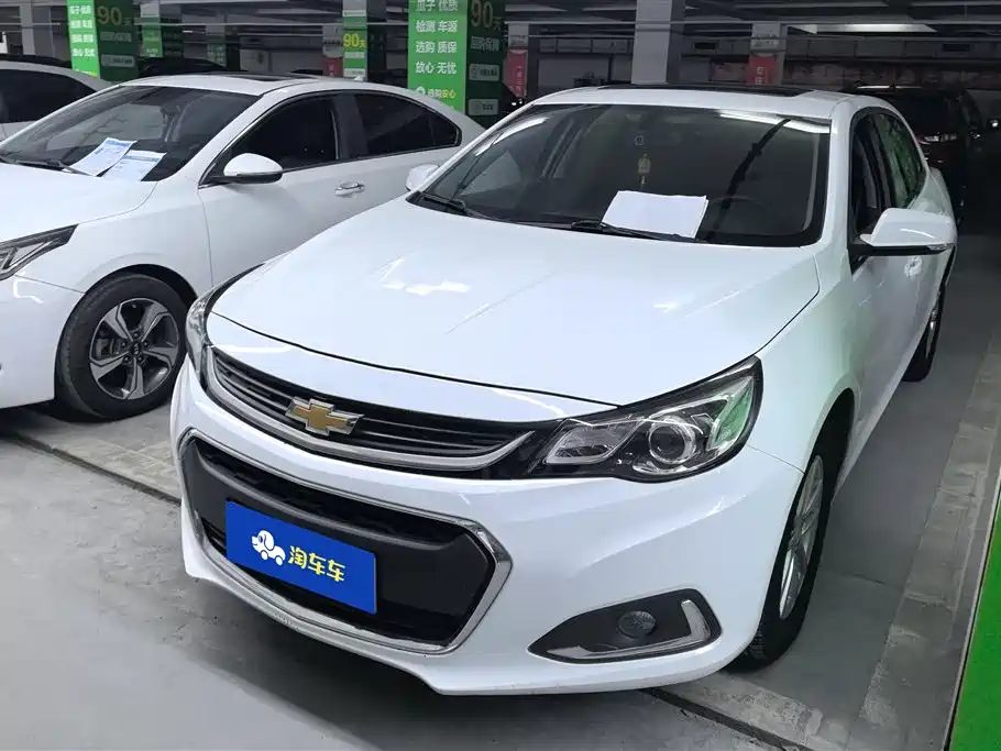 Chevrolet Malibu 2018 — фото 1