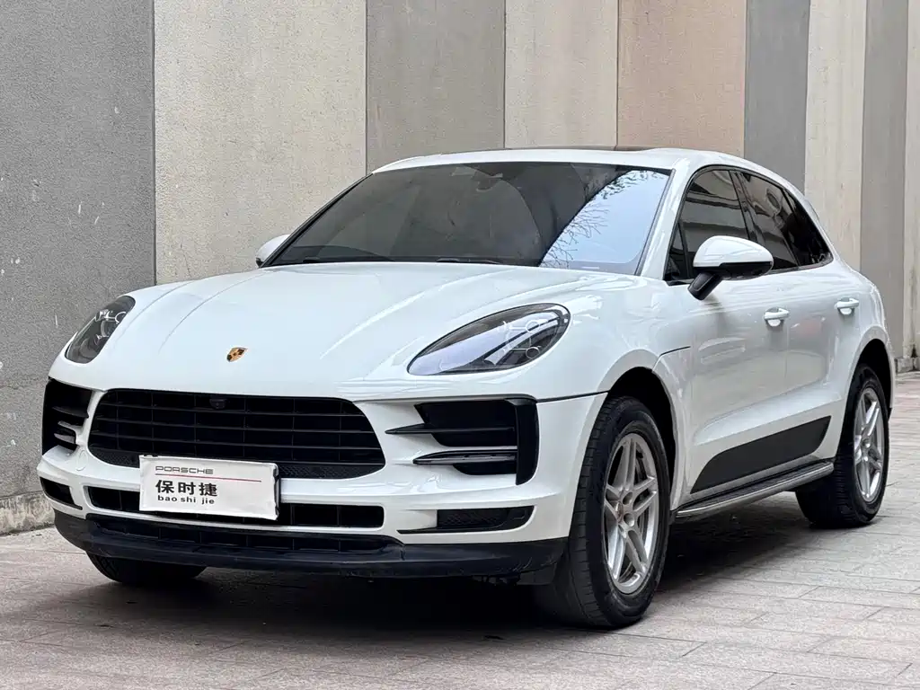 Porsche Macan 2021 — фото 1