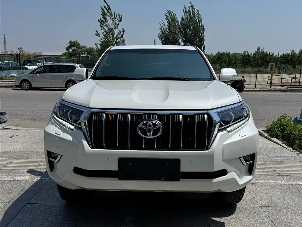 Toyota Prado 2018