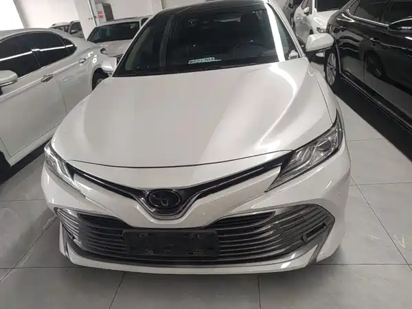 Toyota Camry 2019