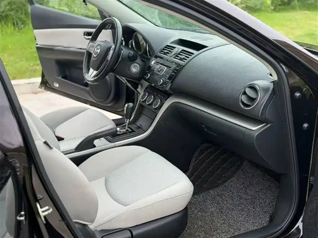 Mazda Ruiyi 2015