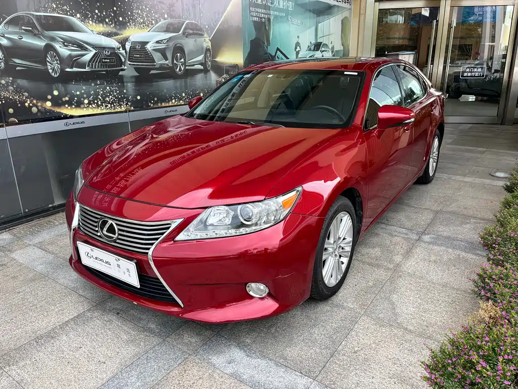 Lexus ES 2014