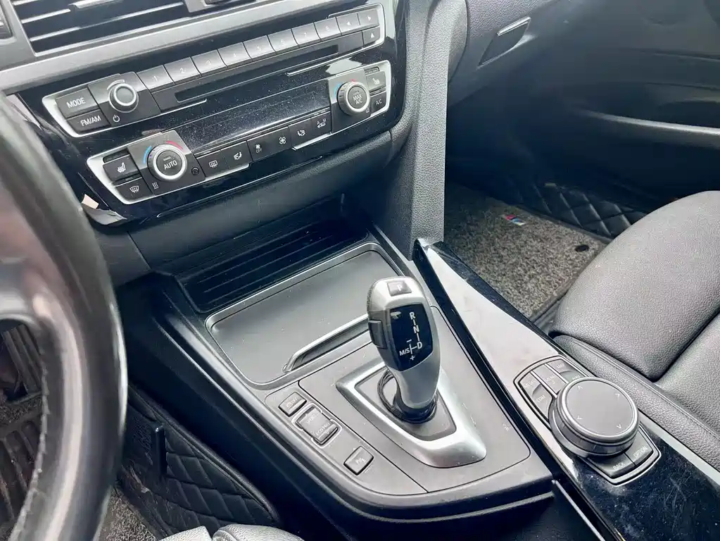 BMW 3 Series GT 2019 — фото 8