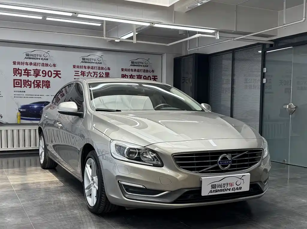 Volvo S60 2016 — фото 3