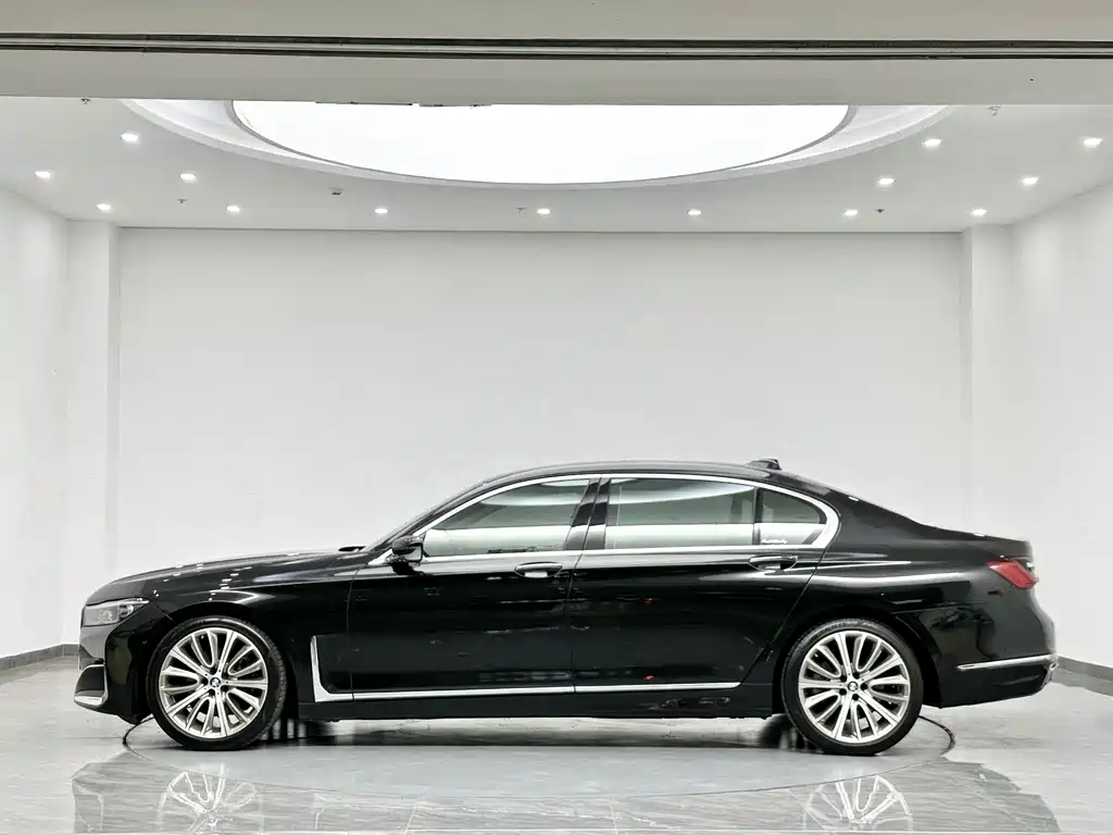 BMW 7 Series 2020 — фото 5
