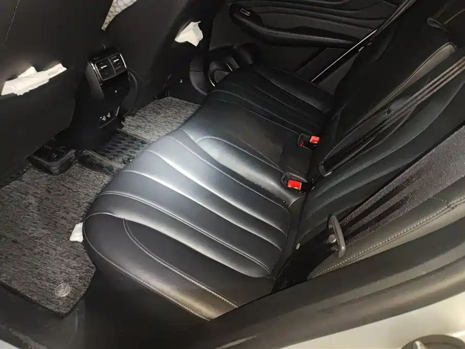 Roewe RX5 eMAX 2021 — фото 11