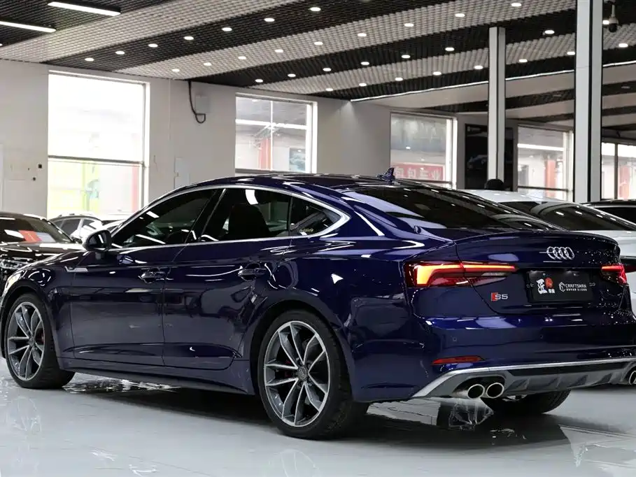 Audi S5 2019 — фото 22