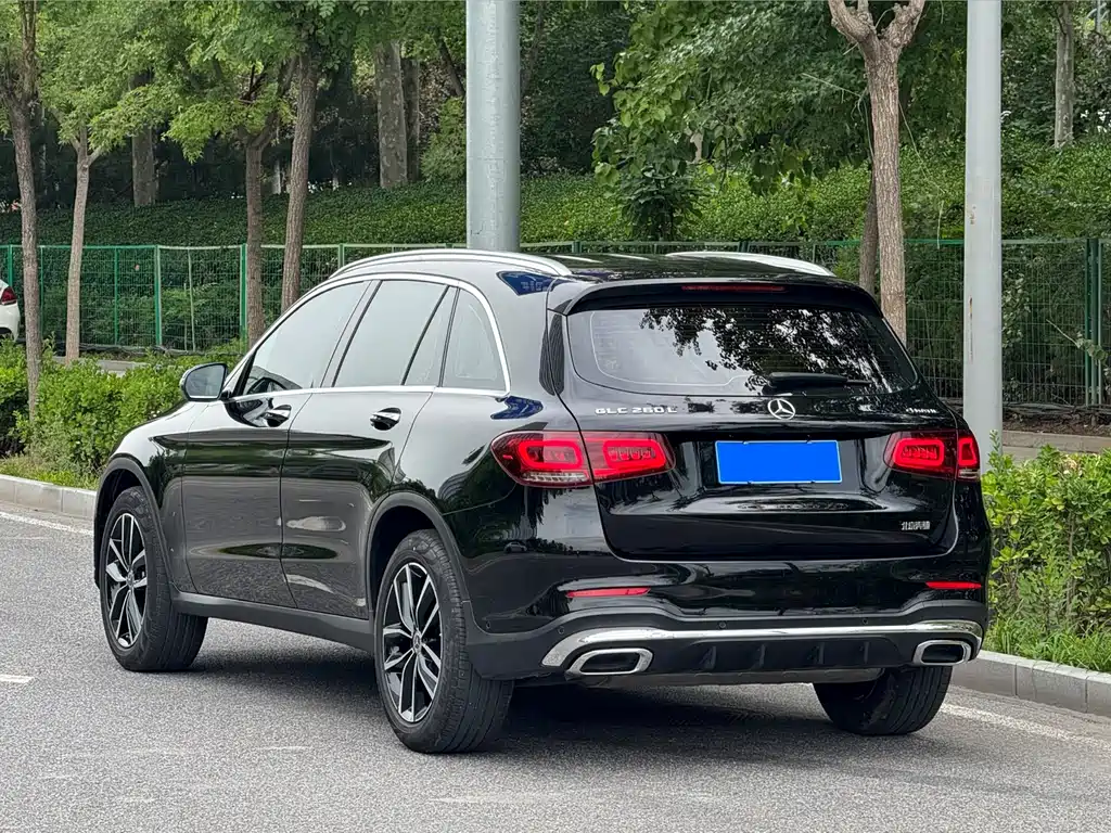 Mercedes-Benz GLC 2021 — фото 4