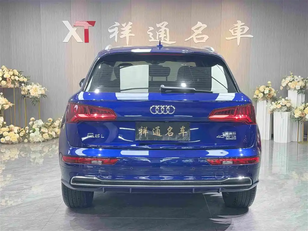 Audi Q5L 2019 — фото 17