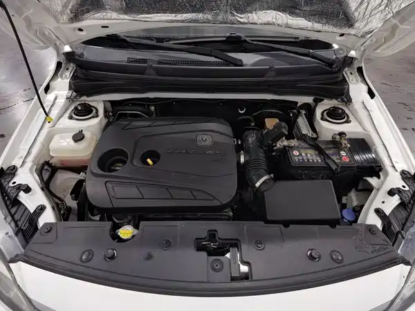 Changan Yuexiang V3 2017