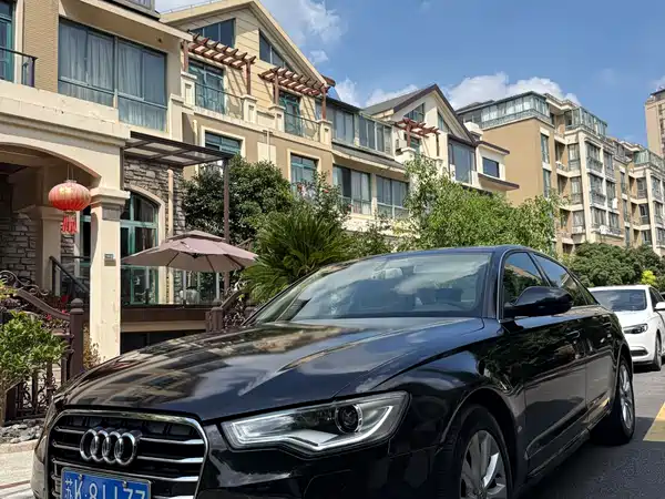 Audi A6L 2012
