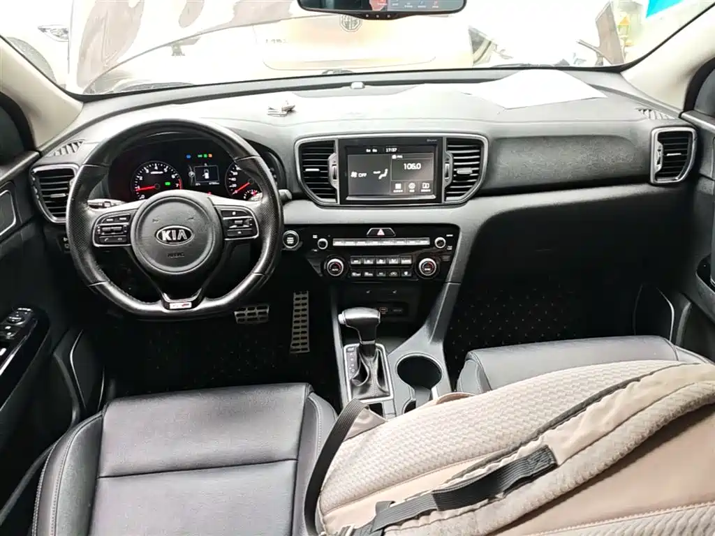 Kia KX5 2017 — фото 10
