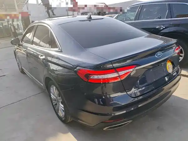 Ford Taurus 2019