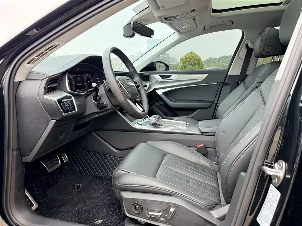 Audi A6L 2023 — фото 25