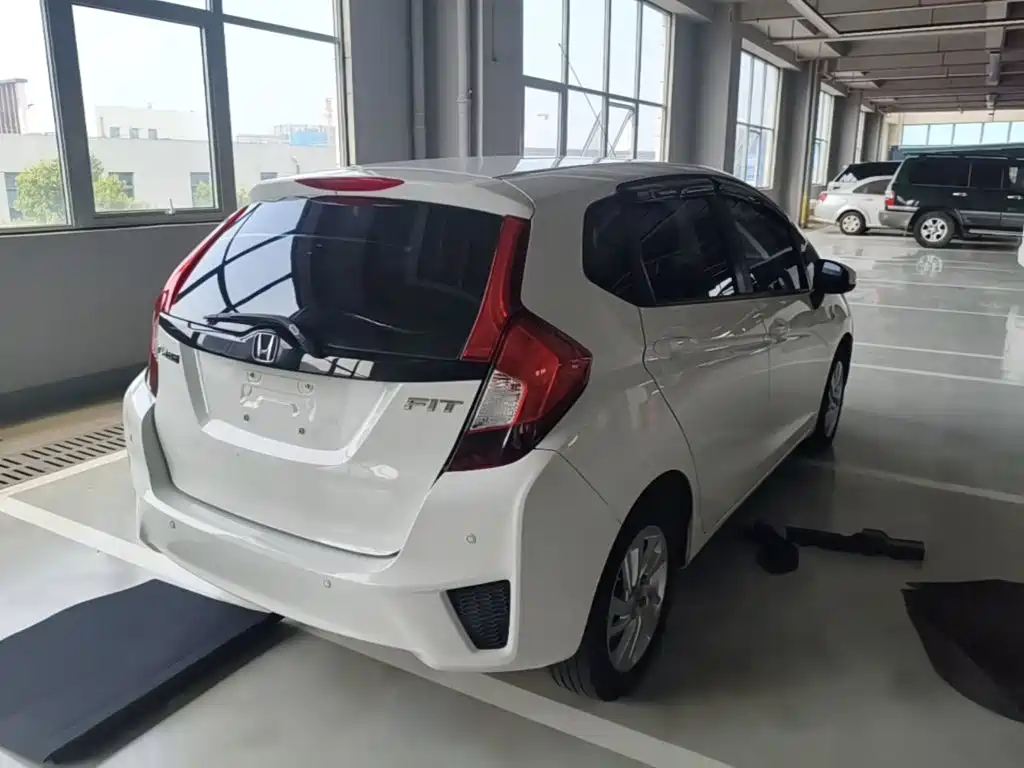 Honda Fit 2015