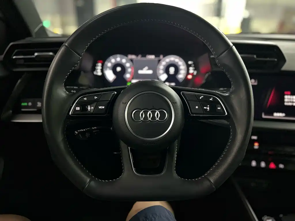 Audi A3 2022 — фото 10
