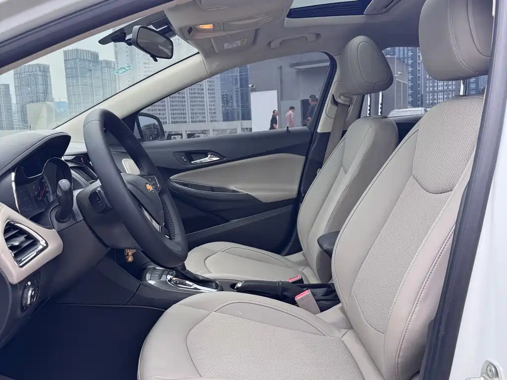 Chevrolet Cruze 2015 — фото 12