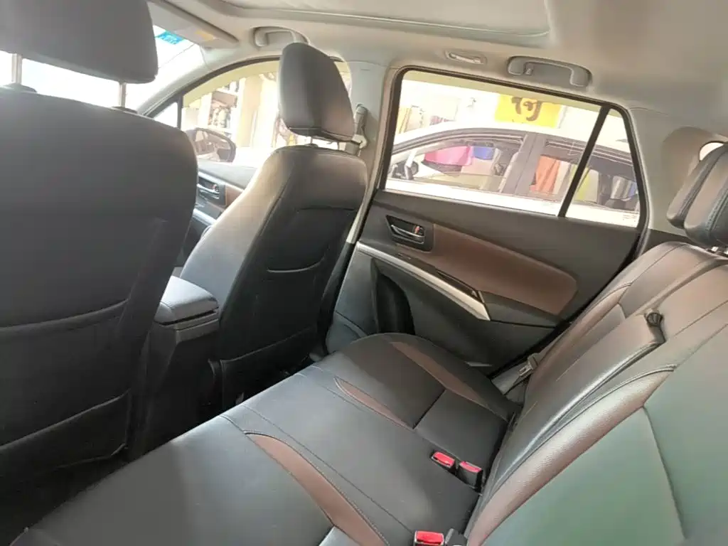 Suzuki Vitara 2017 — фото 17