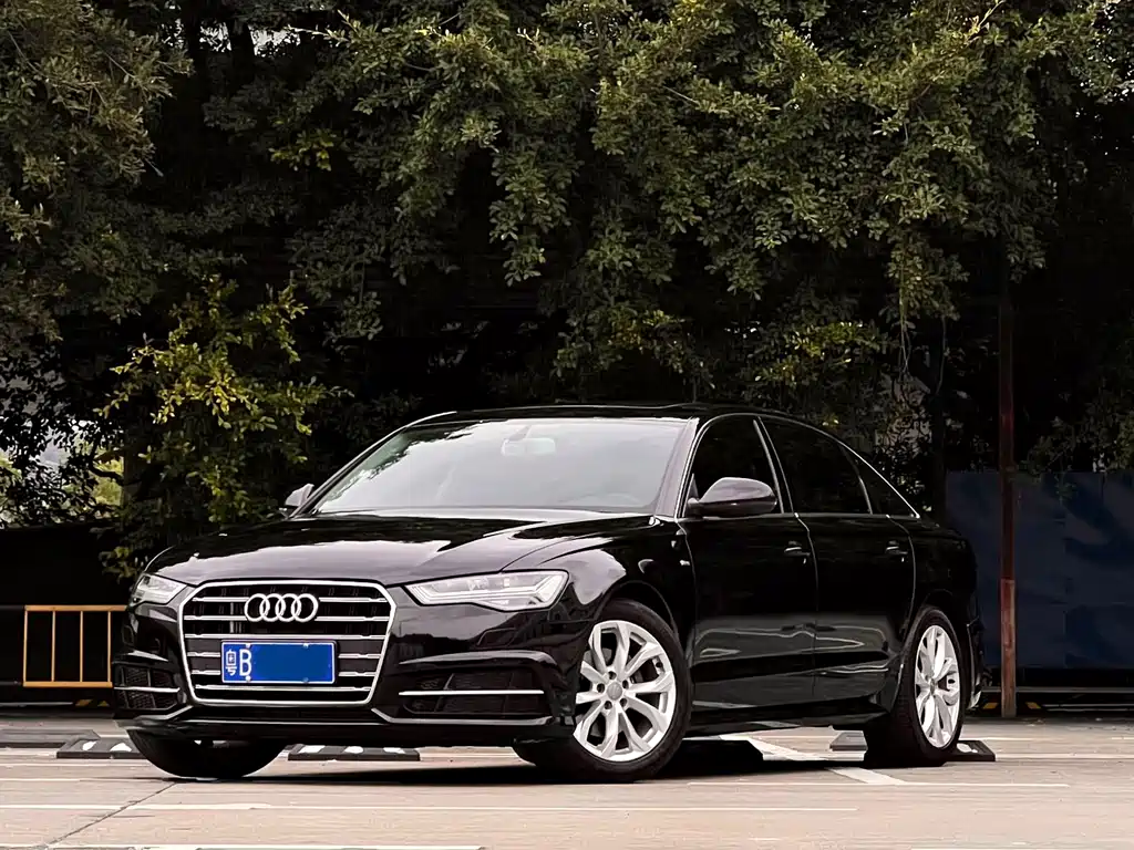 Audi A6L 2018 — фото 1