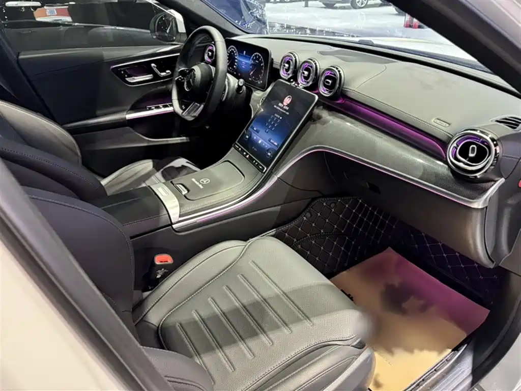 Mercedes-Benz C-Class 2025 — фото 2