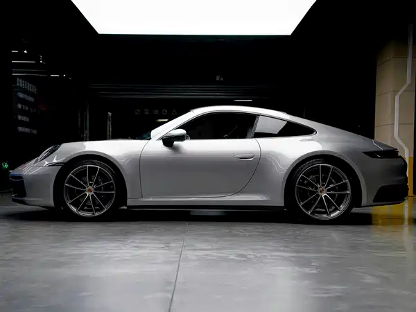 Porsche 911 2024