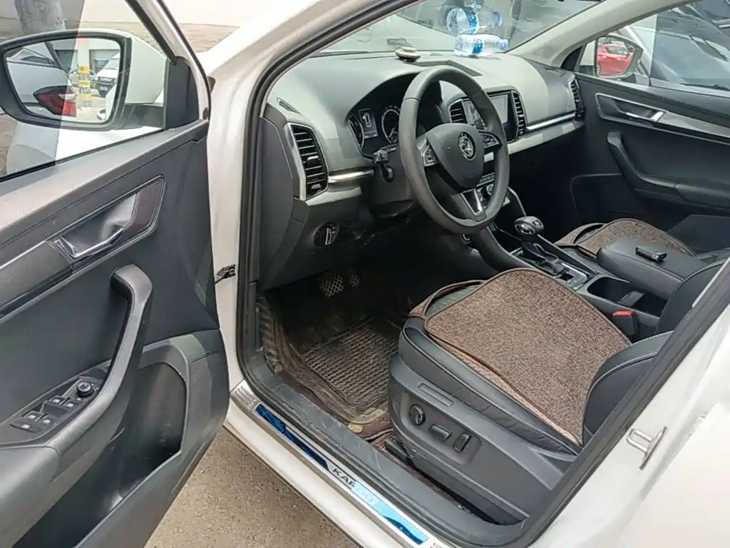 Skoda Karoq 2021 — фото 16