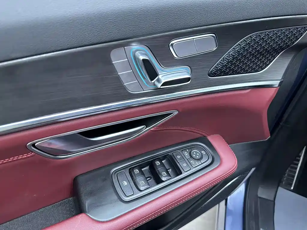 Jetour Jietu X70 PLUS 2023 — фото 16