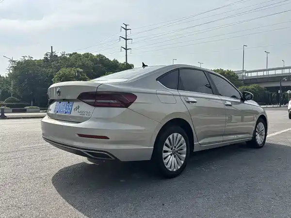 Volkswagen Lavida 2022