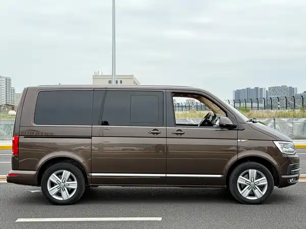 Volkswagen Metroway 2016