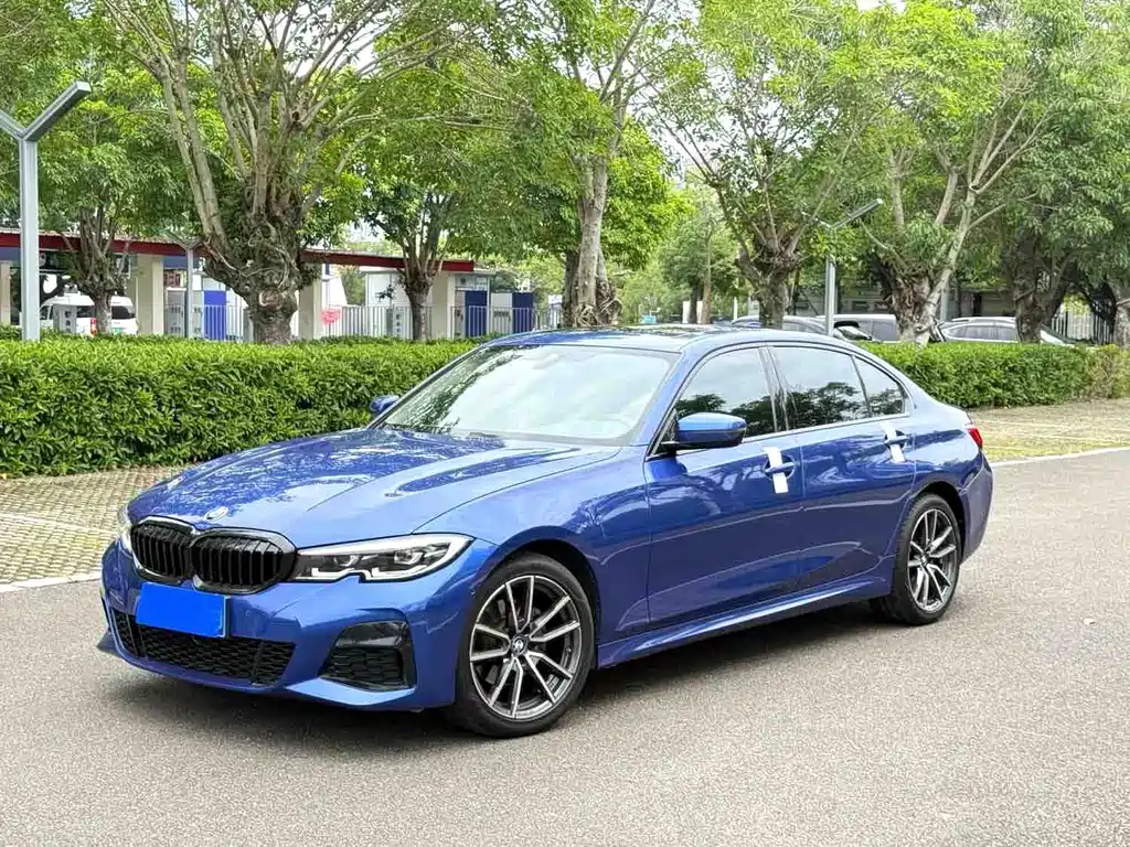 BMW 3 Series 2021