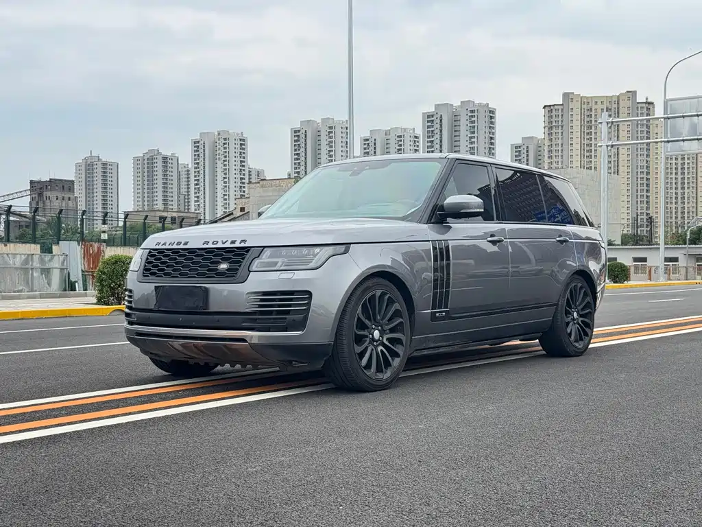 Land Rover Range Rover 2020 — фото 1