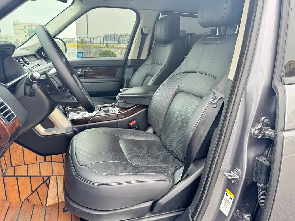 Land Rover Range Rover 2020 — фото 14
