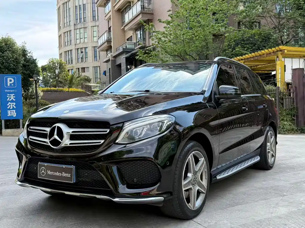 Mercedes-Benz GLE 2015 — фото 33