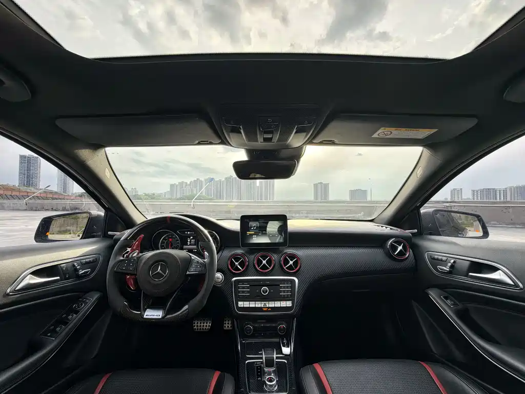 Mercedes-Benz A-Class AMG 2017 — фото 12