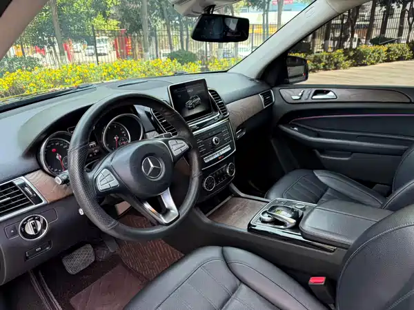 Mercedes-Benz GLE 2015